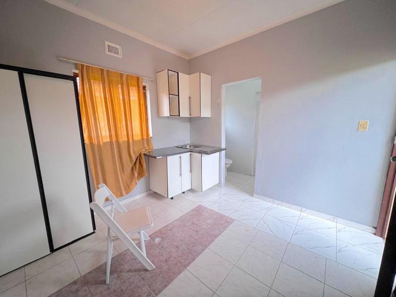 To Let 3 Bedroom Property for Rent in Margate KwaZulu-Natal