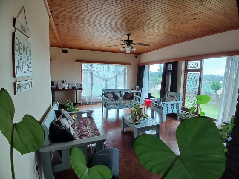 4 Bedroom Property for Sale in Uvongo KwaZulu-Natal