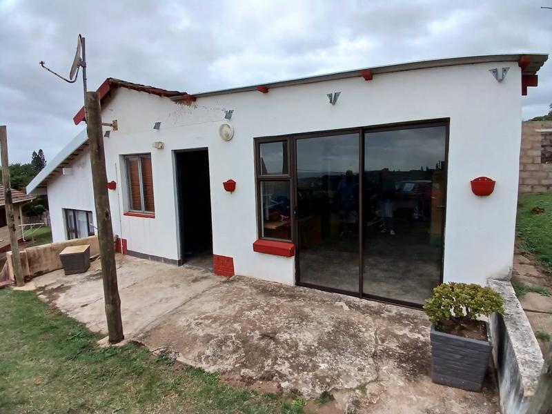 4 Bedroom Property for Sale in Uvongo KwaZulu-Natal