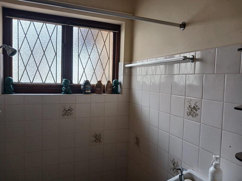 4 Bedroom Property for Sale in Uvongo KwaZulu-Natal
