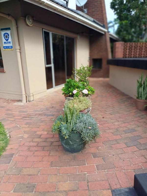 3 Bedroom Property for Sale in Sherwood KwaZulu-Natal