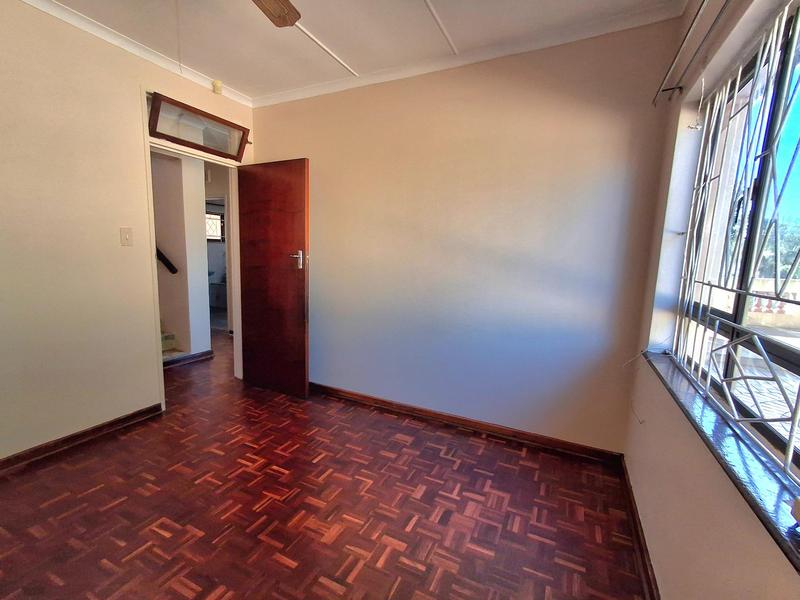 To Let 4 Bedroom Property for Rent in Merebank KwaZulu-Natal