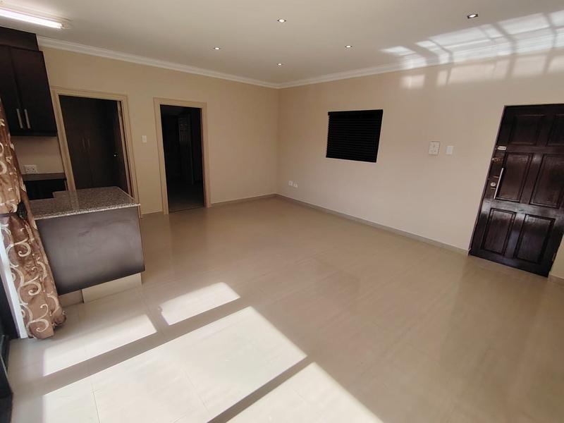 2 Bedroom Property for Sale in New Town Centre KwaZulu-Natal