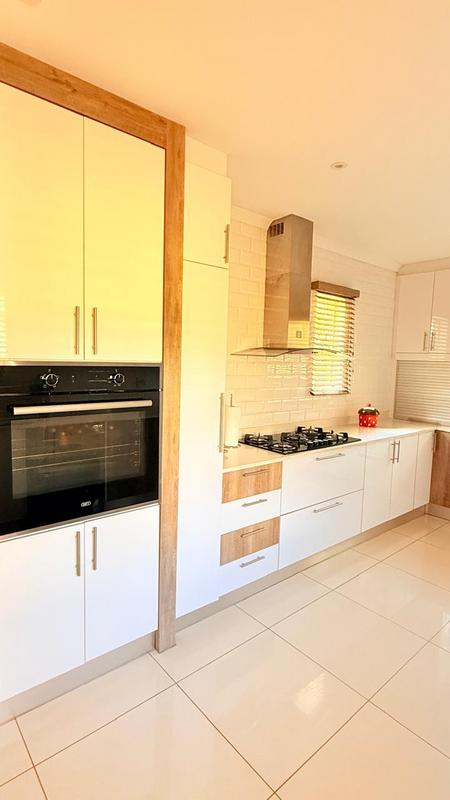 4 Bedroom Property for Sale in New Germany KwaZulu-Natal