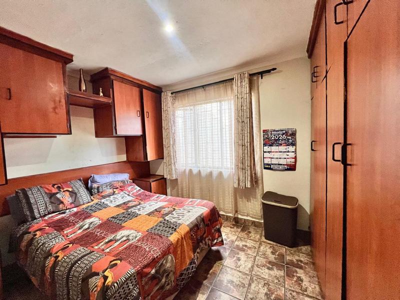 5 Bedroom Property for Sale in Copesville KwaZulu-Natal