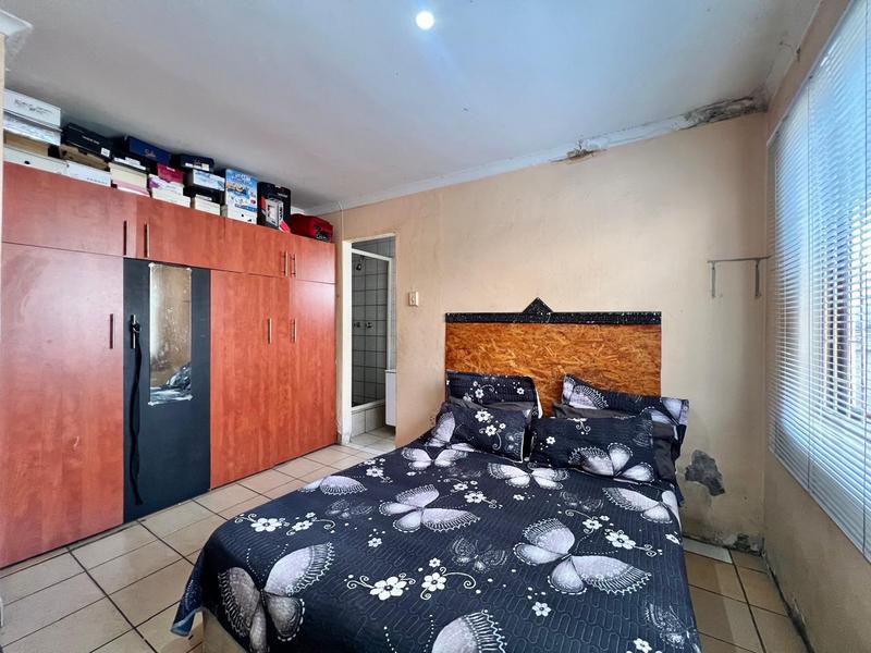 5 Bedroom Property for Sale in Copesville KwaZulu-Natal