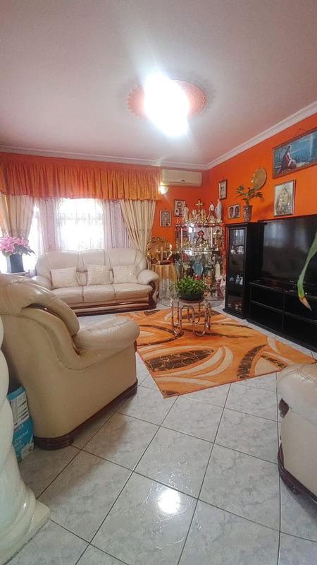 3 Bedroom Property for Sale in Orient Heights KwaZulu-Natal