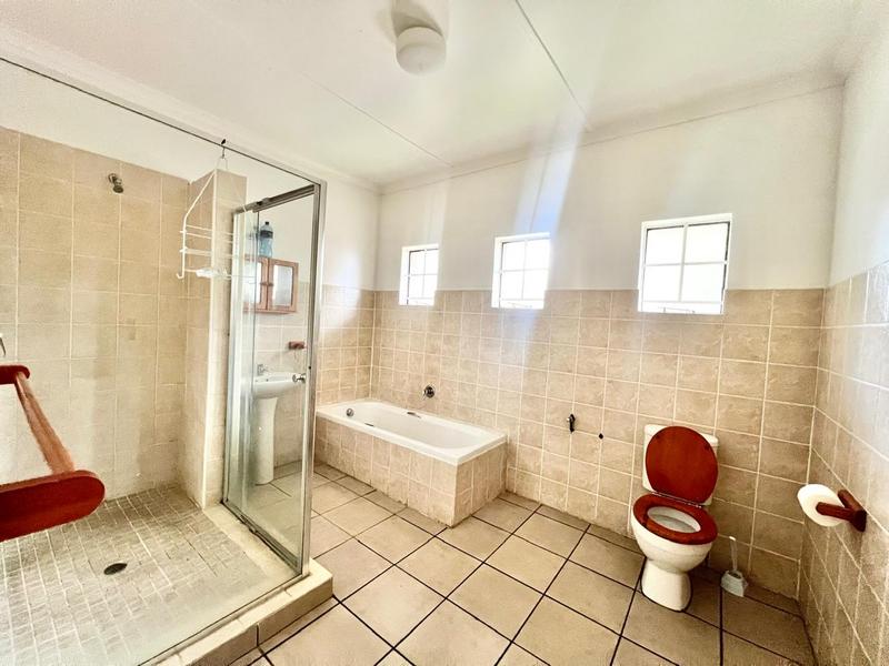 3 Bedroom Property for Sale in Scottsville KwaZulu-Natal