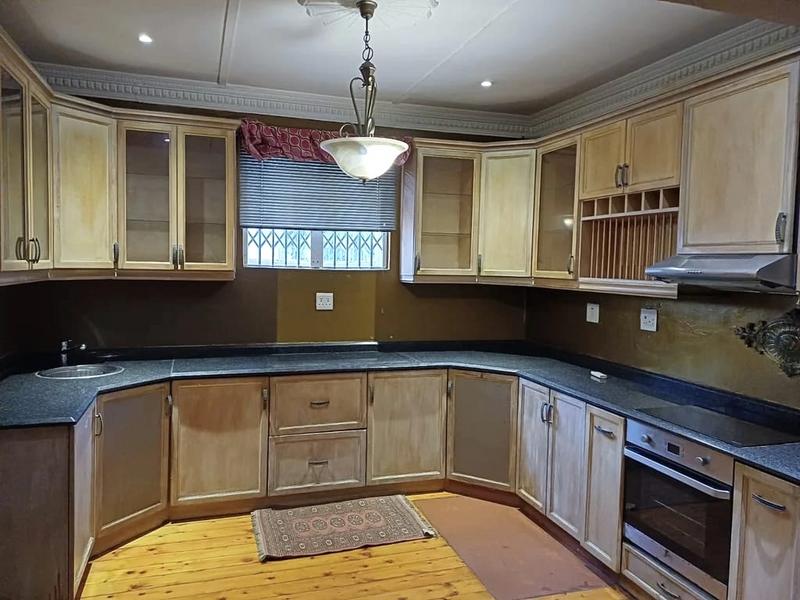 To Let 3 Bedroom Property for Rent in Glenwood KwaZulu-Natal