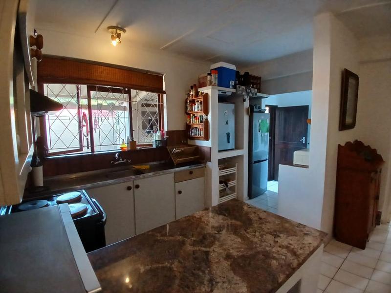 6 Bedroom Property for Sale in Ramsgate KwaZulu-Natal