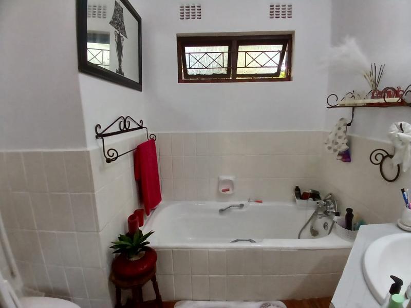 6 Bedroom Property for Sale in Ramsgate KwaZulu-Natal