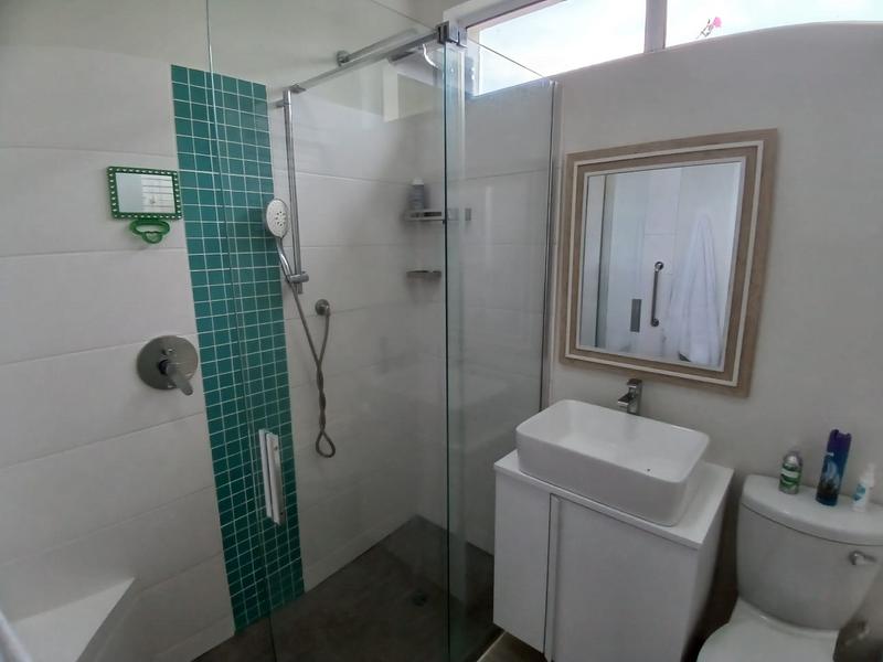 3 Bedroom Property for Sale in Uvongo KwaZulu-Natal