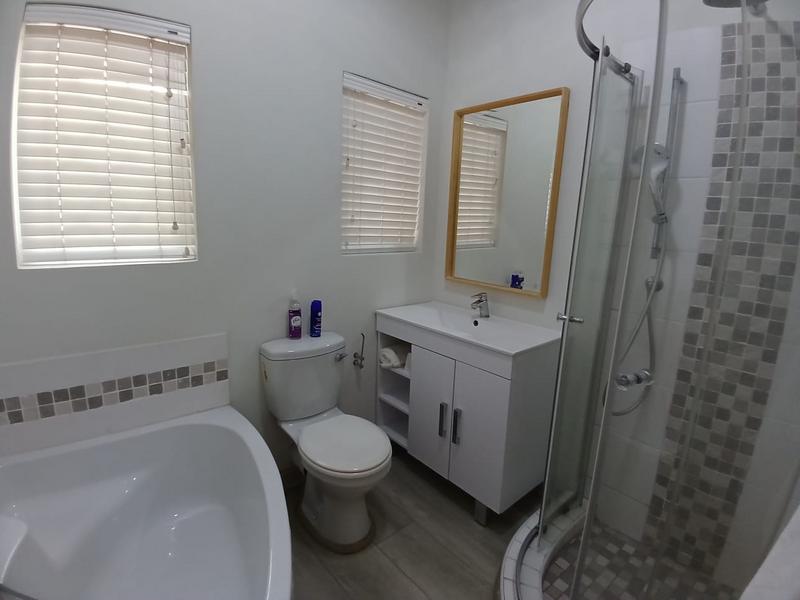 3 Bedroom Property for Sale in Uvongo KwaZulu-Natal