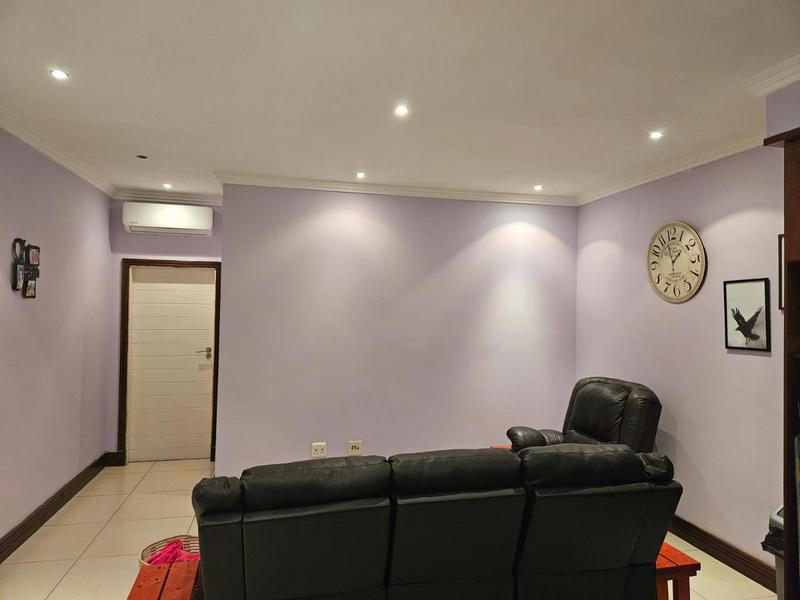 1 Bedroom Property for Sale in Umhlanga Ridge KwaZulu-Natal
