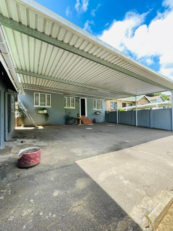 2 Bedroom Property for Sale in Woodlands KwaZulu-Natal