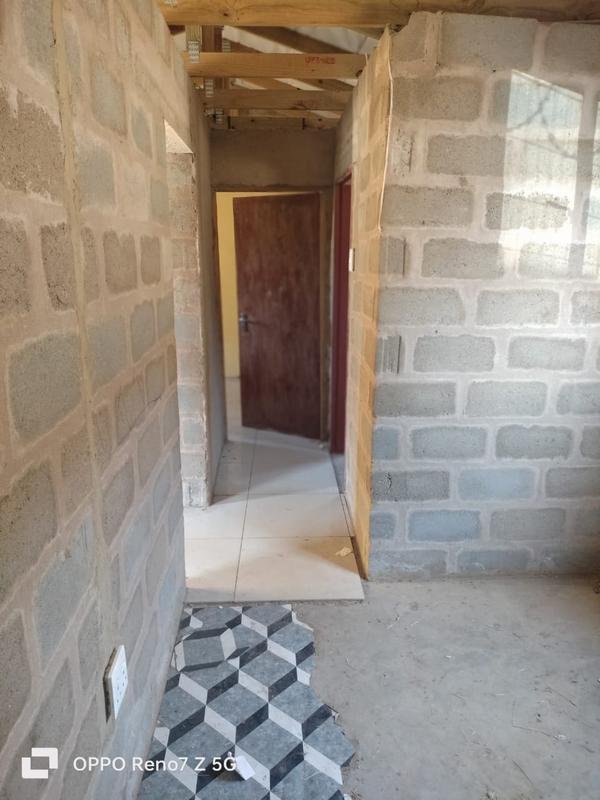 5 Bedroom Property for Sale in Umlazi KwaZulu-Natal