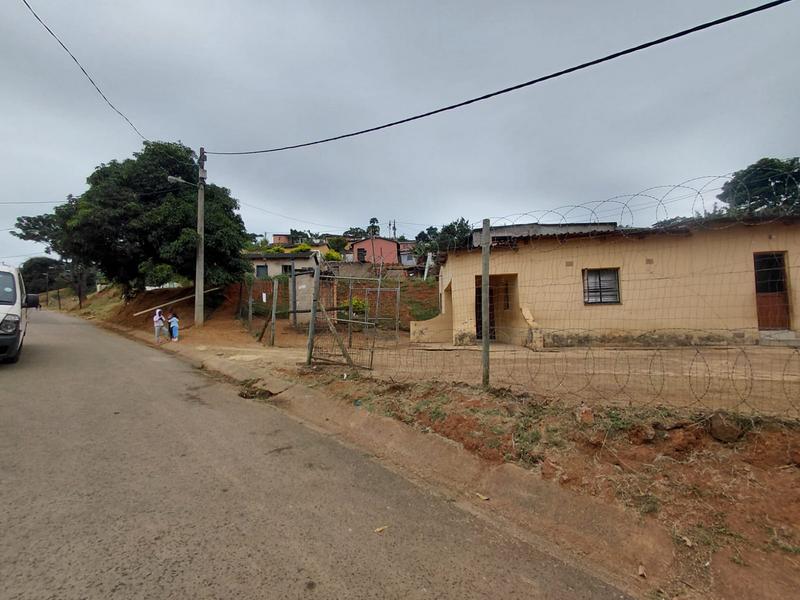 5 Bedroom Property for Sale in Umlazi KwaZulu-Natal