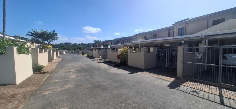To Let 4 Bedroom Property for Rent in Oaklands KwaZulu-Natal