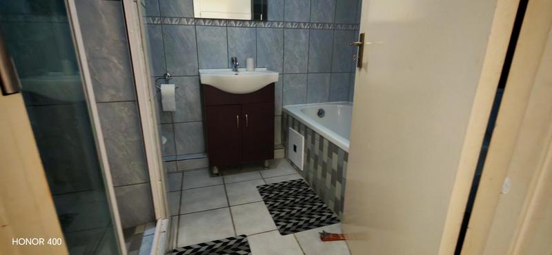 To Let 2 Bedroom Property for Rent in Beacon Rocks KwaZulu-Natal