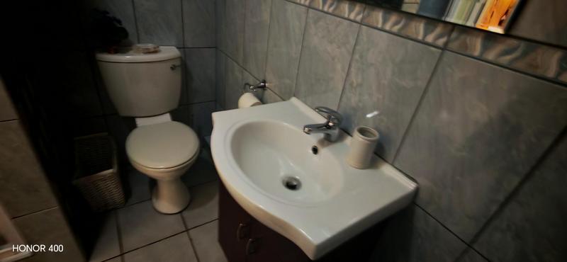 To Let 2 Bedroom Property for Rent in Beacon Rocks KwaZulu-Natal