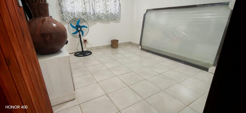 To Let 4 Bedroom Property for Rent in Uvongo KwaZulu-Natal