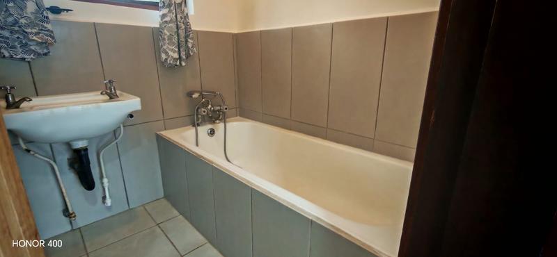 4 Bedroom Property for Sale in Uvongo KwaZulu-Natal