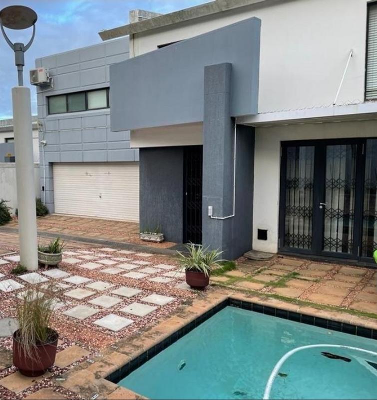 3 Bedroom Property for Sale in Glenwood KwaZulu-Natal
