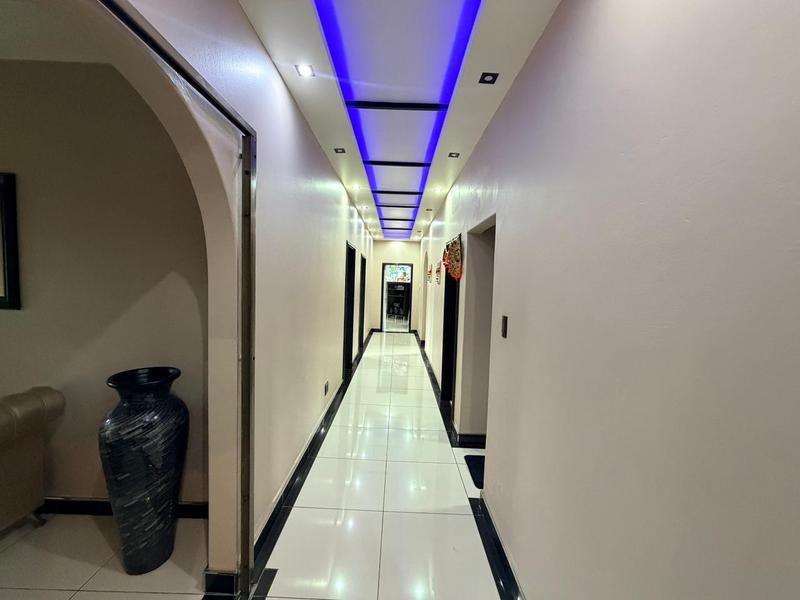 6 Bedroom Property for Sale in Freeland Park KwaZulu-Natal