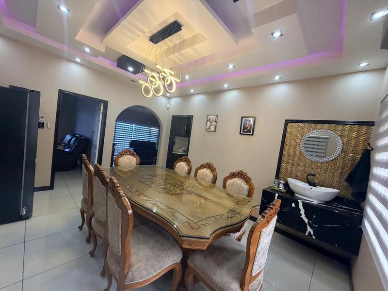 6 Bedroom Property for Sale in Freeland Park KwaZulu-Natal