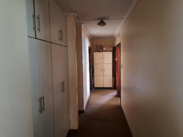 4 Bedroom Property for Sale in Umzinto KwaZulu-Natal