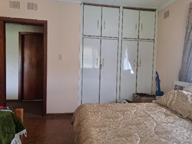 4 Bedroom Property for Sale in Umzinto KwaZulu-Natal