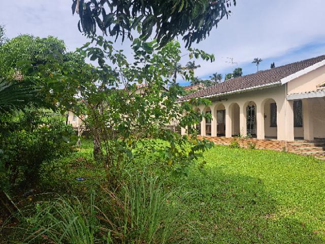 4 Bedroom Property for Sale in Umzinto KwaZulu-Natal