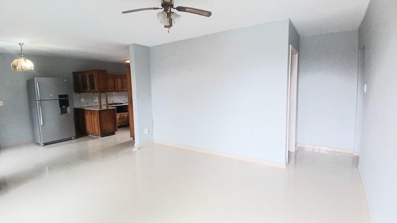 To Let 2 Bedroom Property for Rent in Kloof KwaZulu-Natal