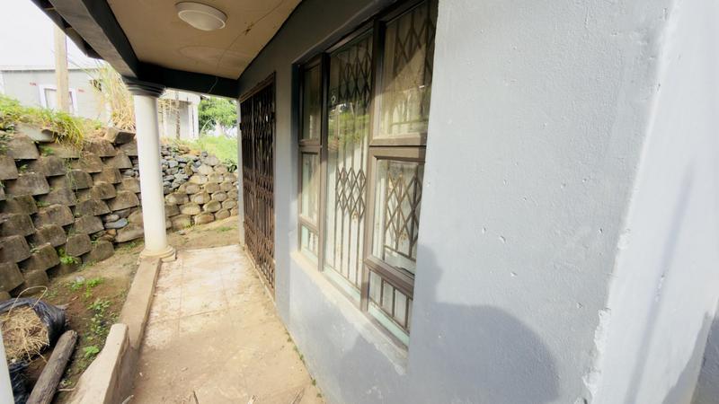 4 Bedroom Property for Sale in Kwamashu KwaZulu-Natal