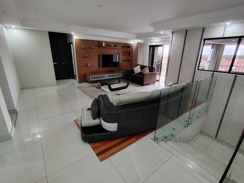 5 Bedroom Property for Sale in Izinga KwaZulu-Natal
