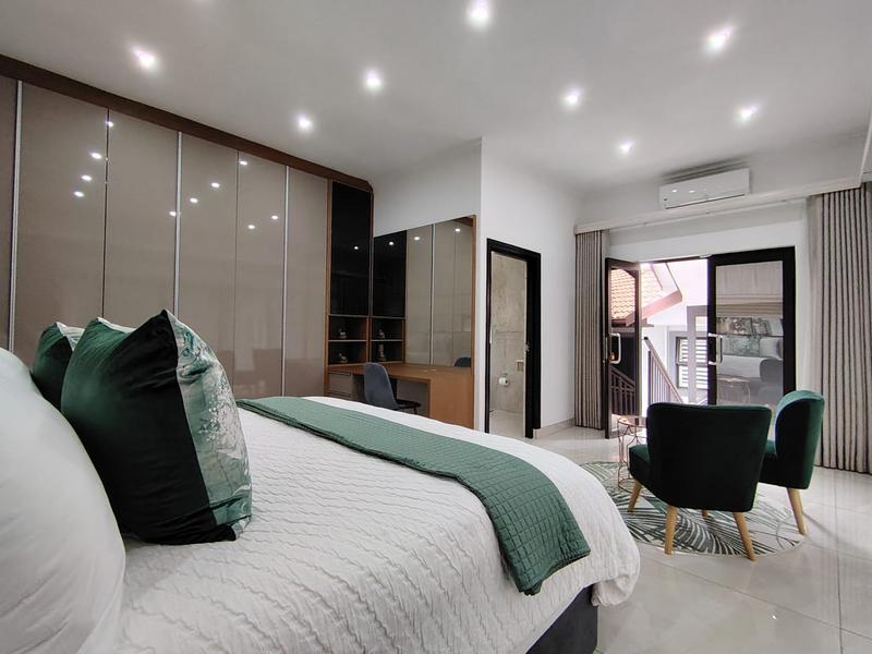 5 Bedroom Property for Sale in Izinga KwaZulu-Natal