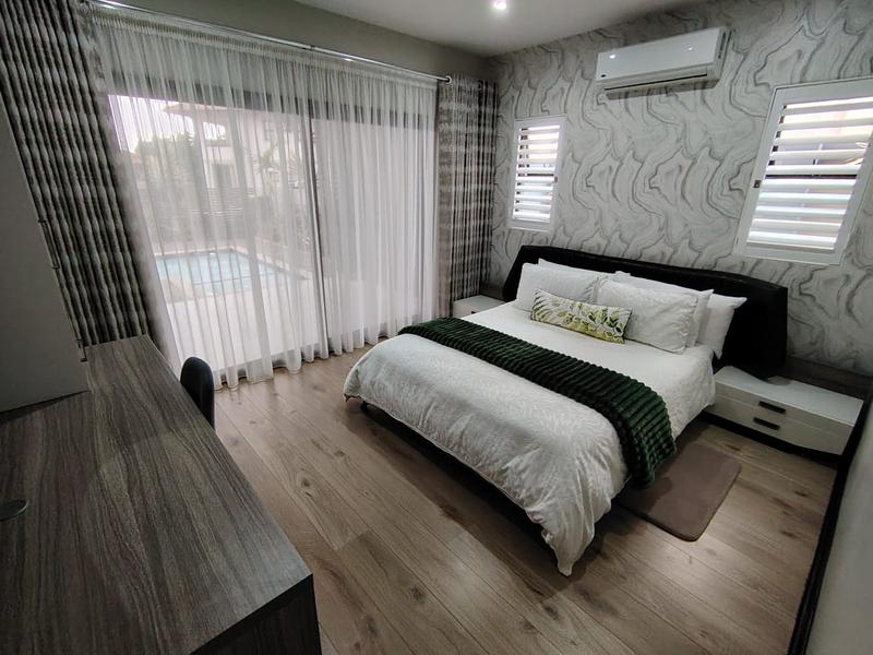 5 Bedroom Property for Sale in Izinga KwaZulu-Natal