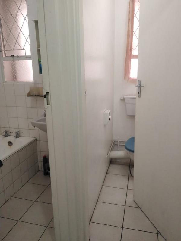 To Let 2 Bedroom Property for Rent in Pinetown KwaZulu-Natal