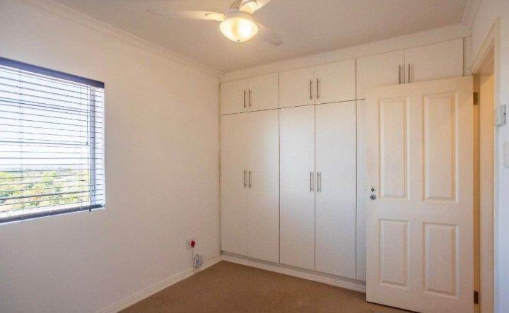 To Let 2 Bedroom Property for Rent in Kloof KwaZulu-Natal