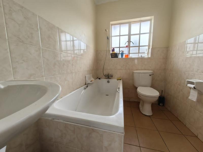 To Let 2 Bedroom Property for Rent in Prestbury KwaZulu-Natal