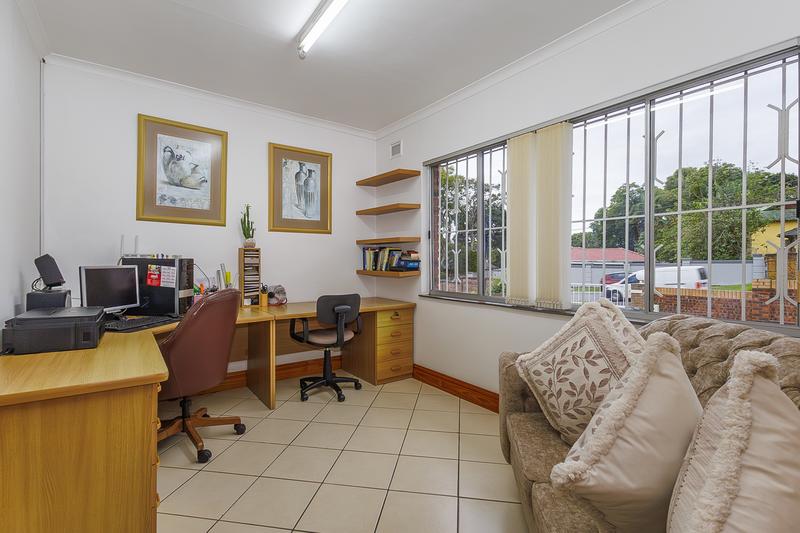 3 Bedroom Property for Sale in Manors KwaZulu-Natal