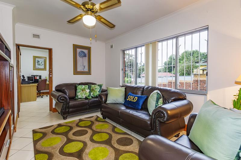3 Bedroom Property for Sale in Manors KwaZulu-Natal