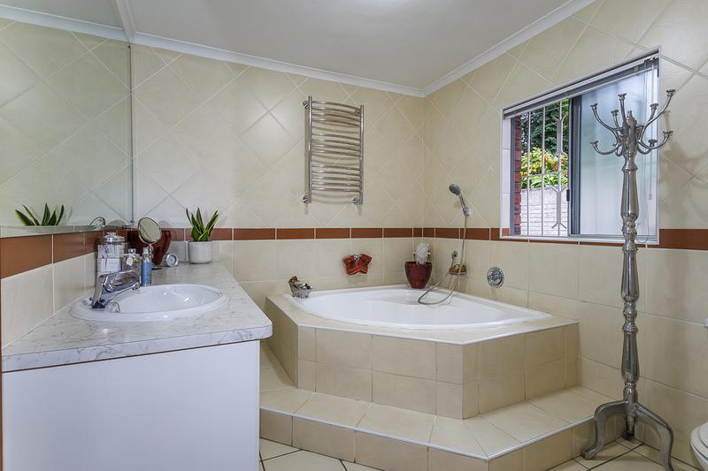 3 Bedroom Property for Sale in Manors KwaZulu-Natal