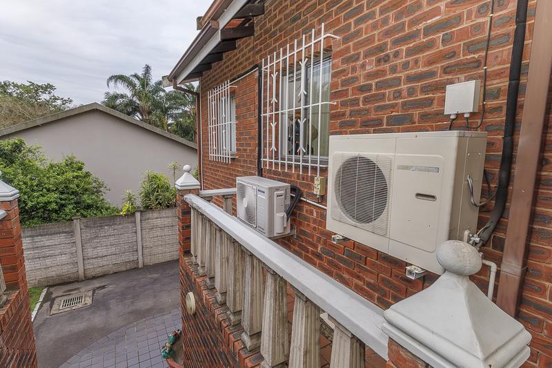 3 Bedroom Property for Sale in Manors KwaZulu-Natal