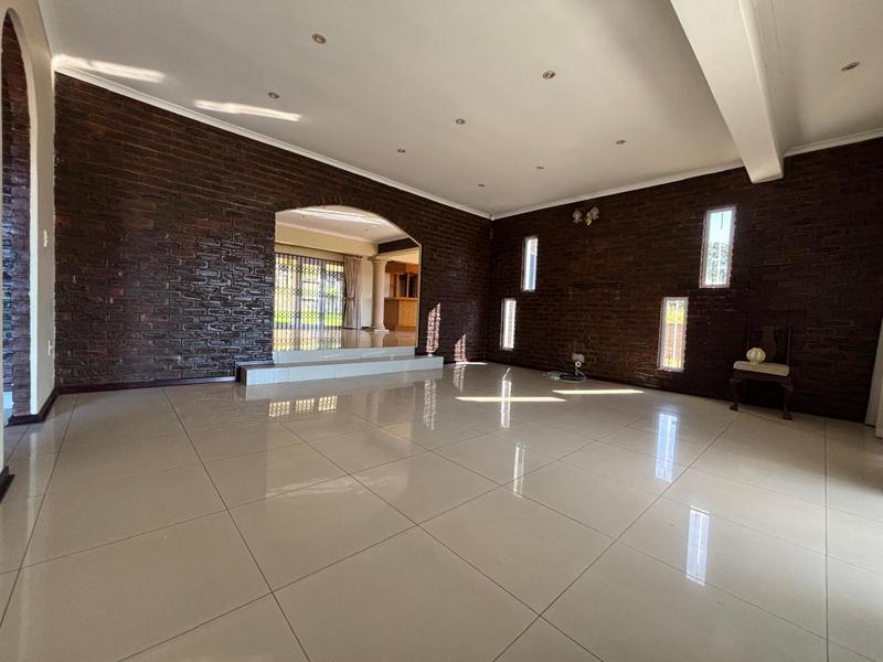 3 Bedroom Property for Sale in Reservoir Hills KwaZulu-Natal