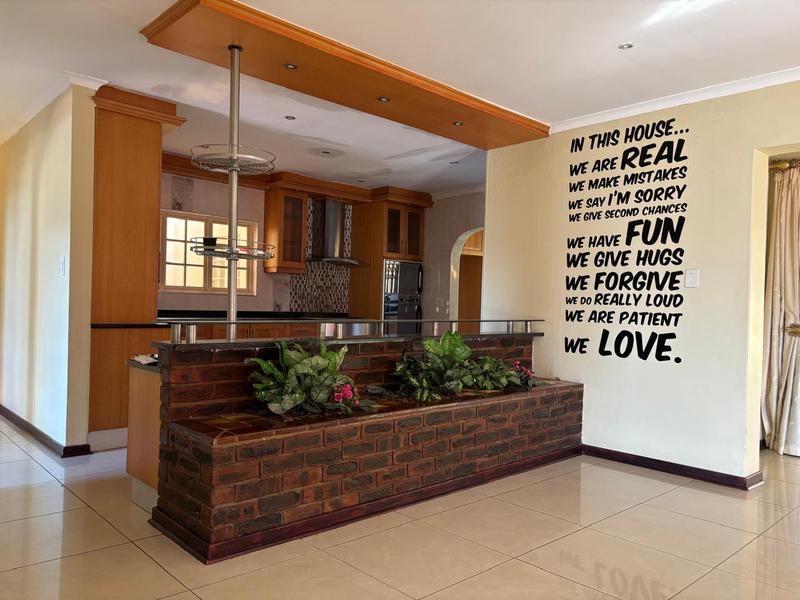 3 Bedroom Property for Sale in Reservoir Hills KwaZulu-Natal