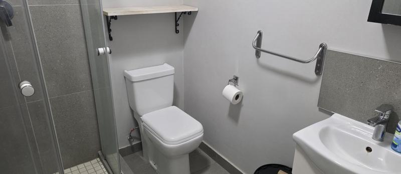 To Let 2 Bedroom Property for Rent in Durban North KwaZulu-Natal