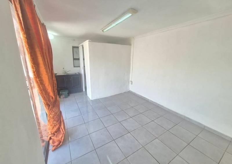 To Let 1 Bedroom Property for Rent in Springfield KwaZulu-Natal