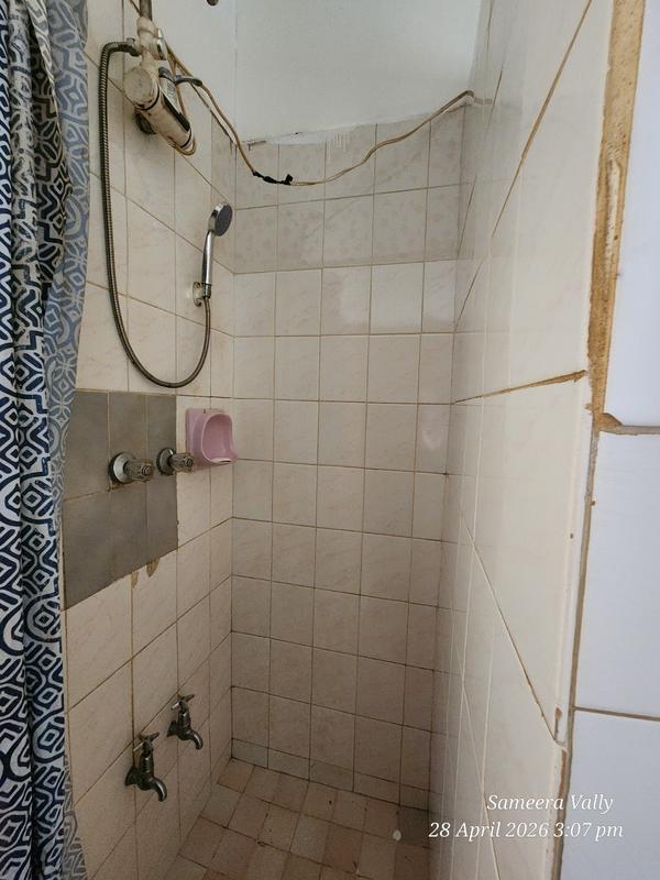 To Let 1 Bedroom Property for Rent in Overport KwaZulu-Natal