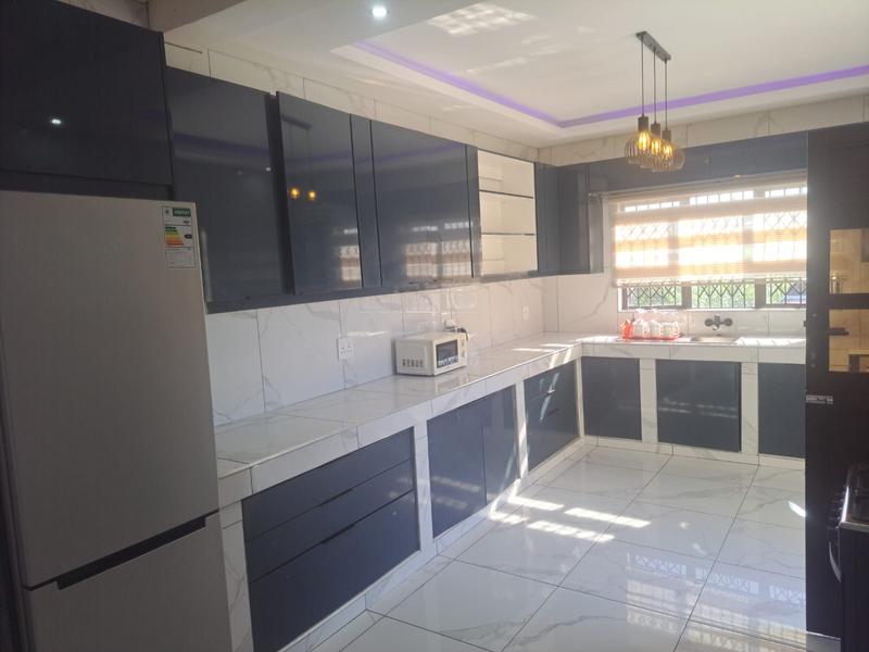 To Let 3 Bedroom Property for Rent in Port Shepstone KwaZulu-Natal
